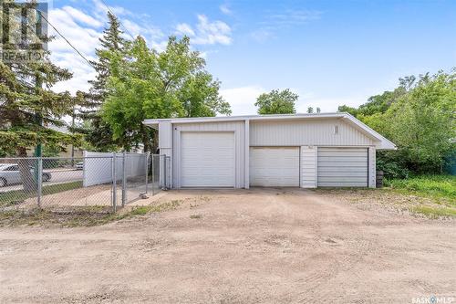 204 Athabasca Street W, Moose Jaw, SK - Outdoor With Exterior
