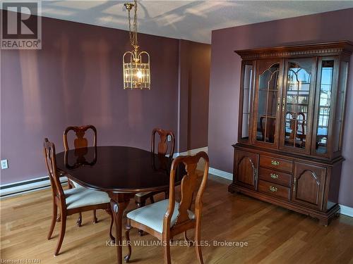 905 - 155 Kent Street, London, ON - Indoor Photo Showing Dining Room