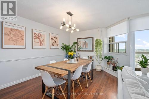 2501 - 323 Colborne Street, London, ON - Indoor Photo Showing Dining Room