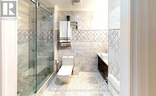 484 Westmount Drive, London, ON - Indoor Photo Showing Bathroom