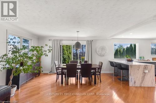 688 Westmount Hills Drive E, London, ON - Indoor Photo Showing Dining Room