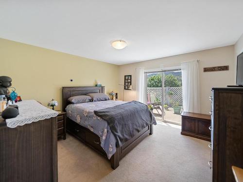 3697 Navatanee Drive, Kamloops, BC - Indoor Photo Showing Bedroom