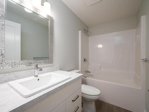 2165 Galore Cres, Kamloops, BC - Indoor Photo Showing Bathroom