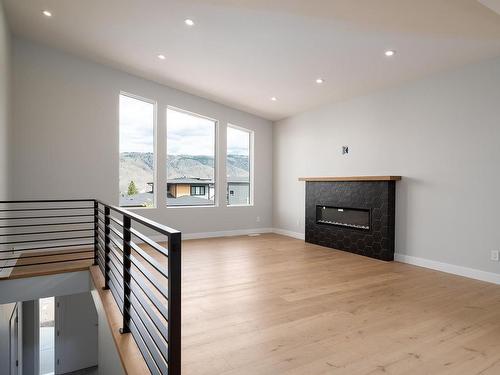 2165 Galore Cres, Kamloops, BC - Indoor Photo Showing Living Room With Fireplace