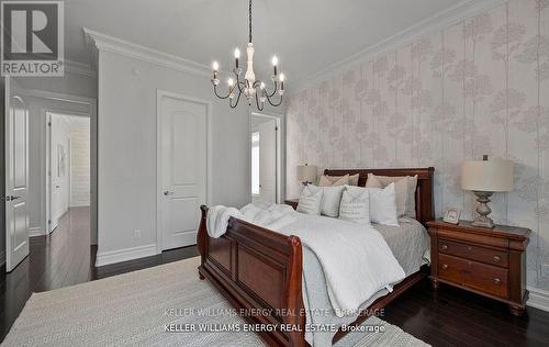 4 Calistoga Drive, Whitby, ON - Indoor Photo Showing Bedroom