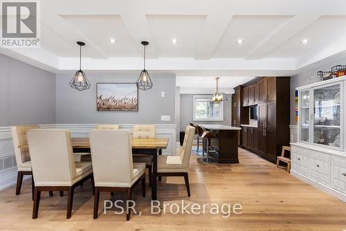 1605 Calverton Court, Mississauga, ON - Indoor Photo Showing Dining Room