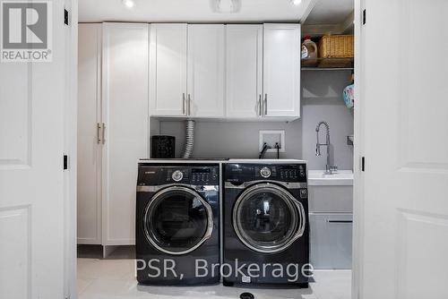 1605 Calverton Court, Mississauga (Mineola), ON - Indoor Photo Showing Laundry Room