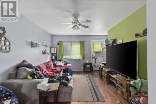 127 Mcfadden Ave, Sault Ste. Marie, ON - Indoor Photo Showing Living Room