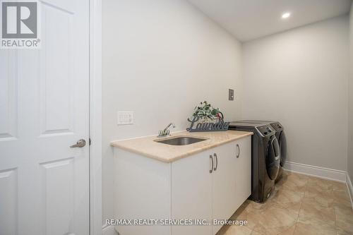 113 Robinson Preserve Court, Caledon, ON - Indoor Photo Showing Laundry Room