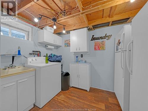 282 Pacific, Amherstburg, ON - Indoor Photo Showing Laundry Room