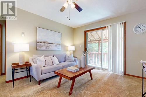 78 Lawrence Crescent, Clarington, ON - Indoor Photo Showing Living Room