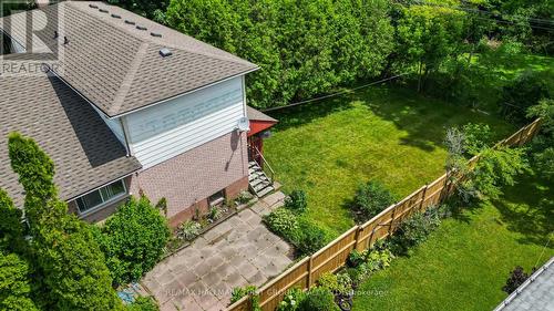 78 Lawrence Crescent, Clarington, ON - Outdoor