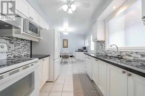 22 Albacore Crescent, Toronto, ON - Indoor Photo Showing Kitchen With Upgraded Kitchen