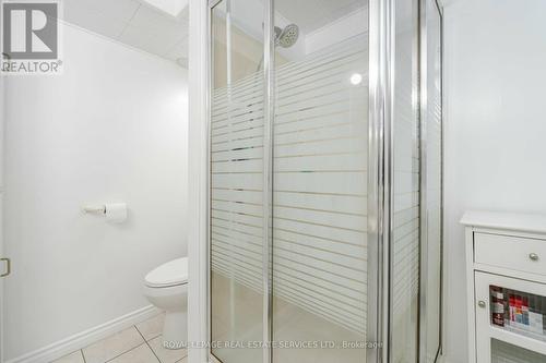 22 Albacore Crescent, Toronto, ON - Indoor Photo Showing Bathroom