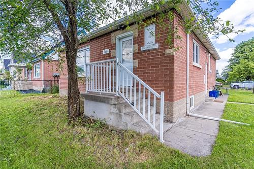 609 Mohawk Road E, Hamilton, ON - Outdoor