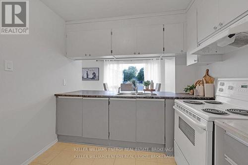 58 Parklane Circle, Clarington, ON - Indoor Photo Showing Kitchen With Double Sink