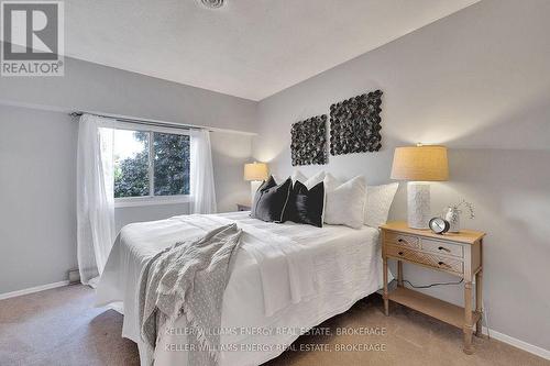 58 Parklane Circle, Clarington, ON - Indoor Photo Showing Bedroom