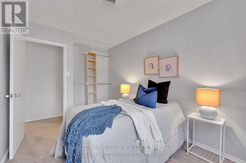 58 Parklane Circle, Clarington, ON - Indoor Photo Showing Bedroom