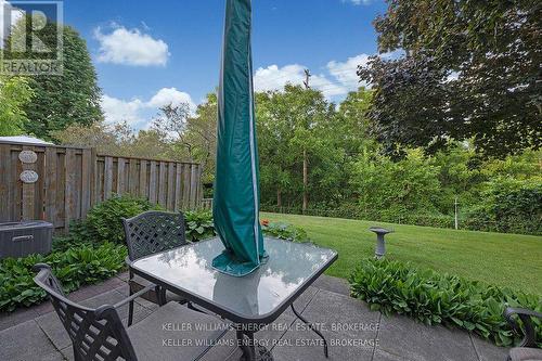 58 Parklane Circle, Clarington, ON - Outdoor