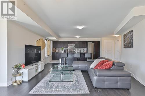 2 - 161 Frederick Tisdale Drive, Toronto, ON - Indoor Photo Showing Living Room