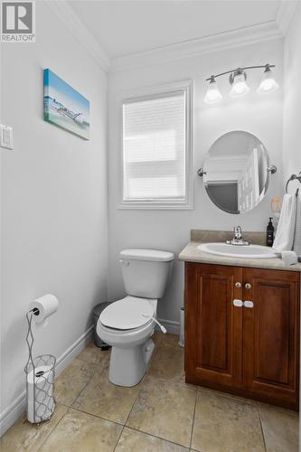 72 Otter Drive, St. John'S, NL - Indoor Photo Showing Bathroom