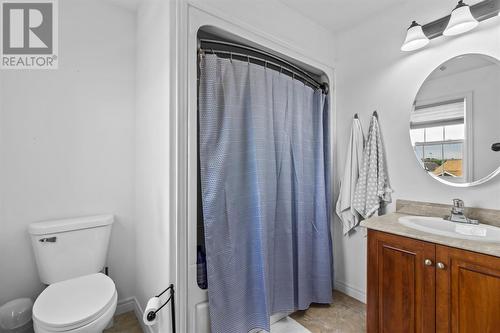 72 Otter Drive, St. John'S, NL - Indoor Photo Showing Bathroom