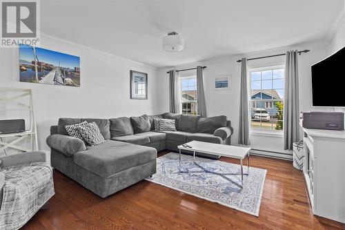 72 Otter Drive, St. John'S, NL - Indoor Photo Showing Living Room