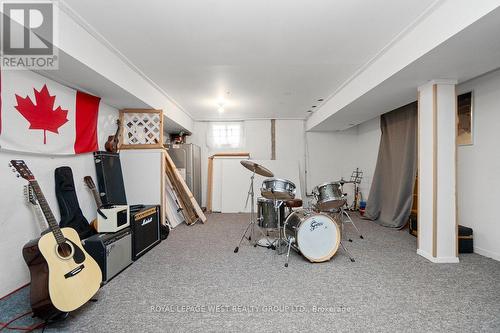 22 Beaucourt Road, Toronto (Stonegate-Queensway), ON - Indoor Photo Showing Gym Room