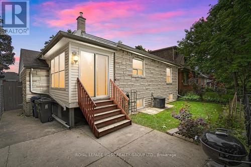 22 Beaucourt Road, Toronto, ON - Outdoor