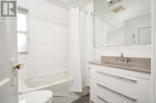 557 Beresford Avenue, Toronto, ON - Indoor Photo Showing Bathroom