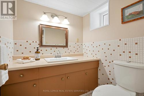 557 Beresford Avenue, Toronto, ON - Indoor Photo Showing Bathroom