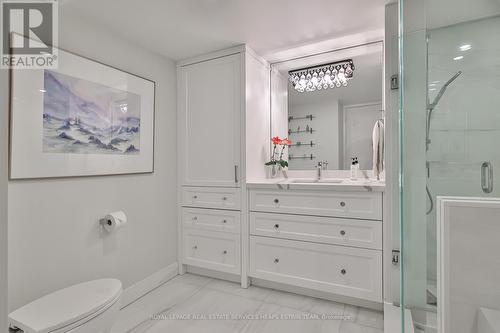 337 - 40 Oaklands Avenue, Toronto, ON - Indoor Photo Showing Bathroom