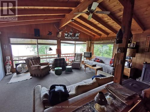 992 Porter Landing Road, Parry Sound, ON - Indoor Photo Showing Other Room