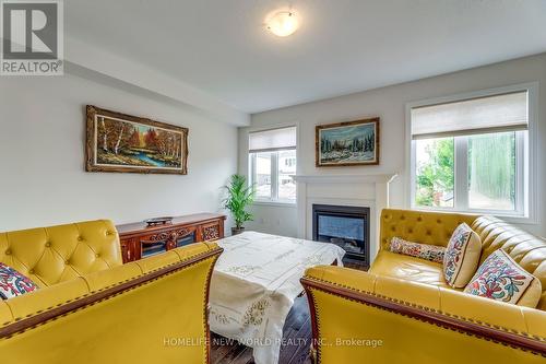 338 Concession 3 Road, Niagara-On-The-Lake, ON - Indoor Photo Showing Living Room With Fireplace