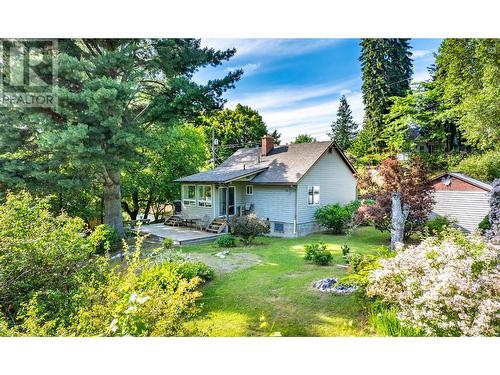 321 Golf View Street, Riondel, BC - Outdoor