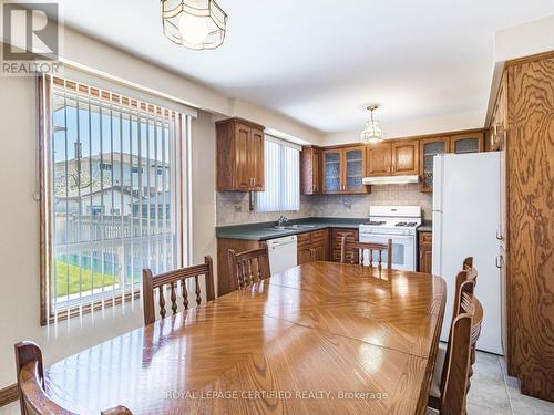 314 Centre Street N, Brampton, ON - Indoor Photo Showing Dining Room