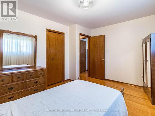 314 Centre Street N, Brampton, ON - Indoor Photo Showing Bedroom