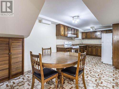 314 Centre Street N, Brampton, ON - Indoor Photo Showing Dining Room