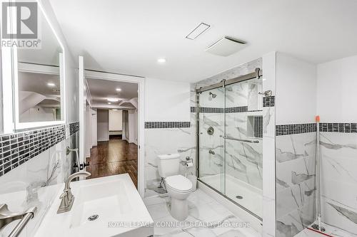 43 Densgrove Road, Toronto, ON - Indoor Photo Showing Bathroom