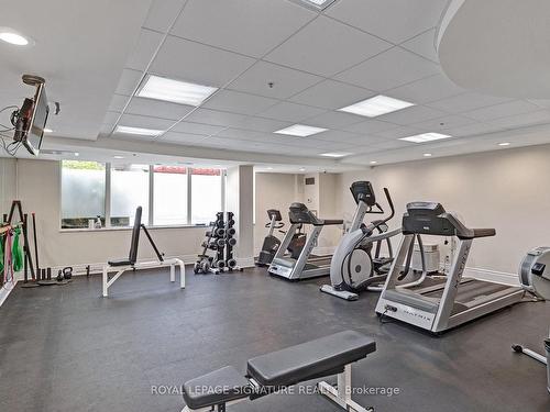 802-55 Delisle Ave, Toronto, ON - Indoor Photo Showing Gym Room