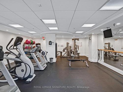 802-55 Delisle Ave, Toronto, ON - Indoor Photo Showing Gym Room