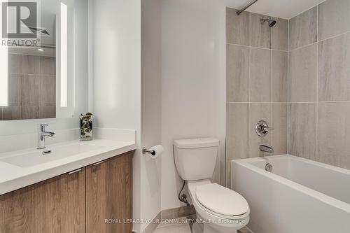 2128 - 5 Mabelle Avenue, Toronto, ON - Indoor Photo Showing Bathroom