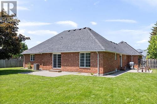 4521 Hunt Club Crescent, Windsor, ON - Outdoor