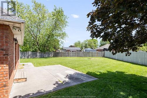 4521 Hunt Club Crescent, Windsor, ON - Outdoor With Backyard
