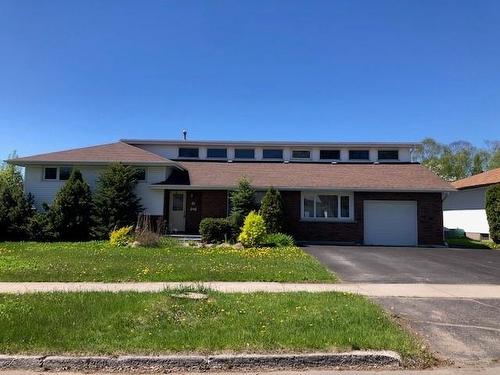 60 Oak Avenue, Thunder Bay, ON - Outdoor With Facade