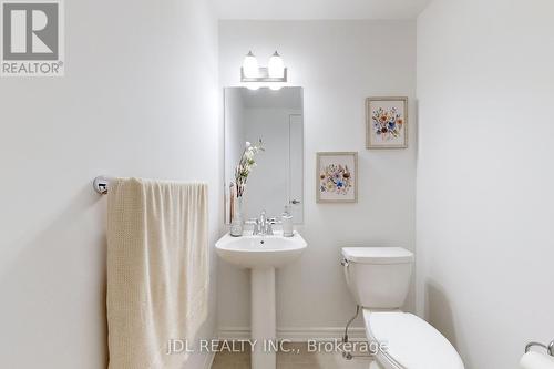 1407 William Halton Parkway, Oakville, ON - Indoor Photo Showing Bathroom