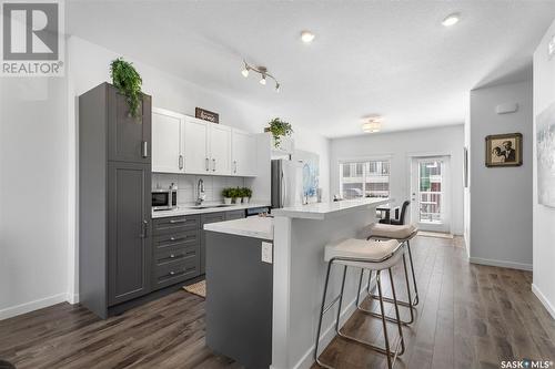 445 L Avenue S, Saskatoon, SK - Indoor Photo Showing Kitchen With Upgraded Kitchen