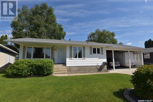 423 6Th Avenue E, Nipawin, SK - Outdoor With Facade