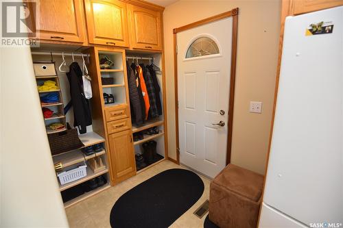 423 6Th Avenue E, Nipawin, SK - Indoor