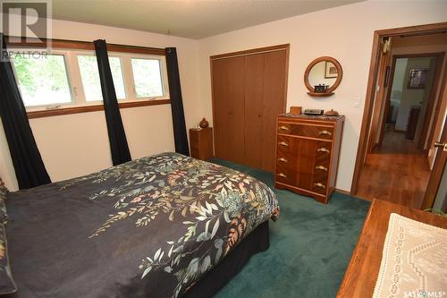 423 6Th Avenue E, Nipawin, SK - Indoor Photo Showing Bedroom